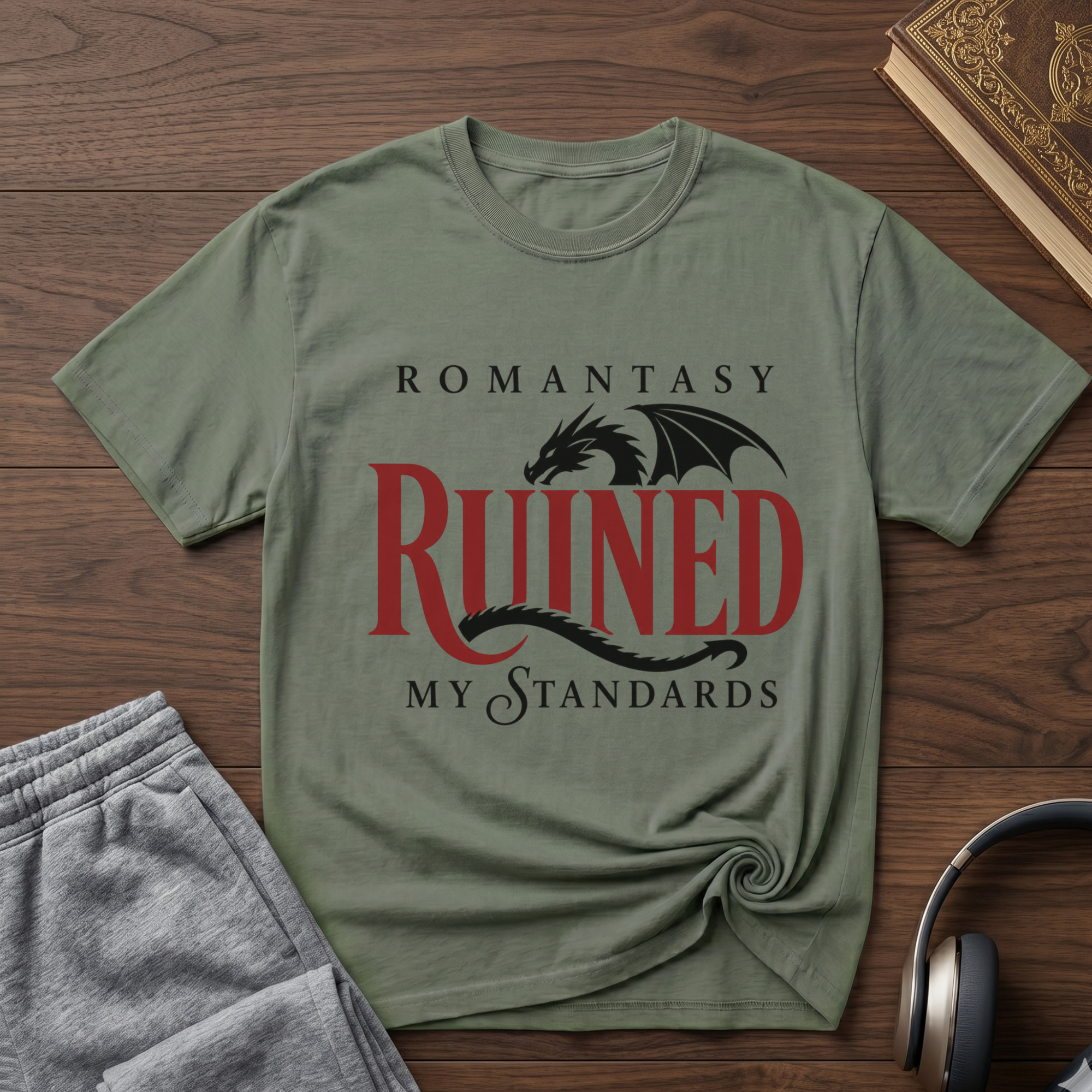 Romantasy Ruined My Standards  T-Shirt